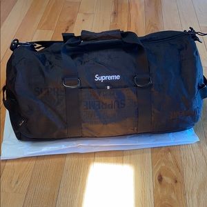 Supreme ss19 duffel bag